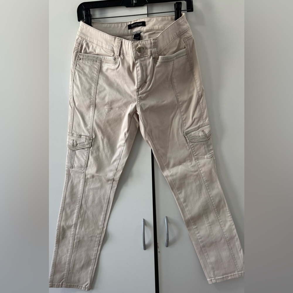 White House Black Market Light Tan Slim Ankle Pants